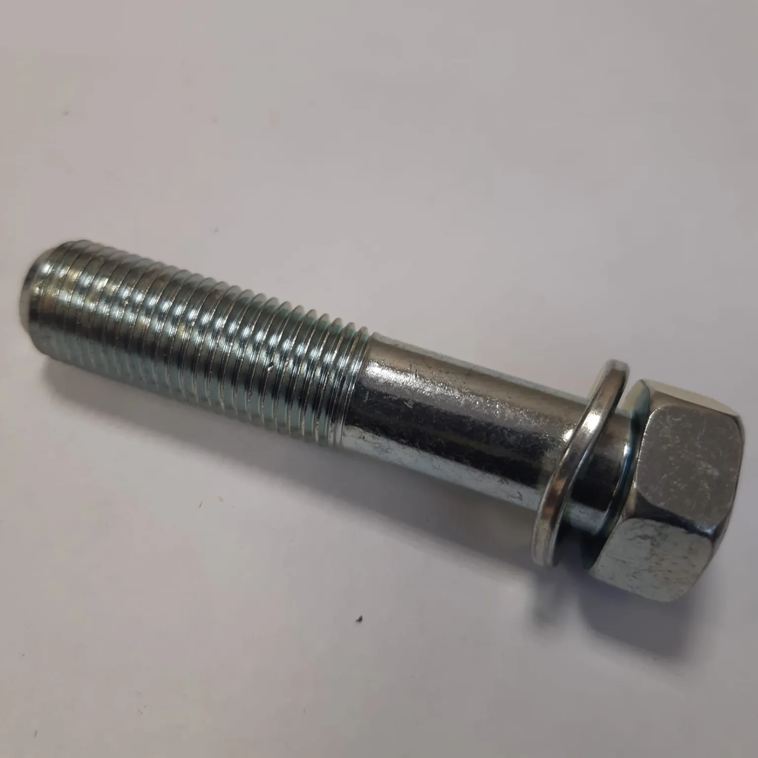 Болт TOYOTA 9161961255 TOYOTA