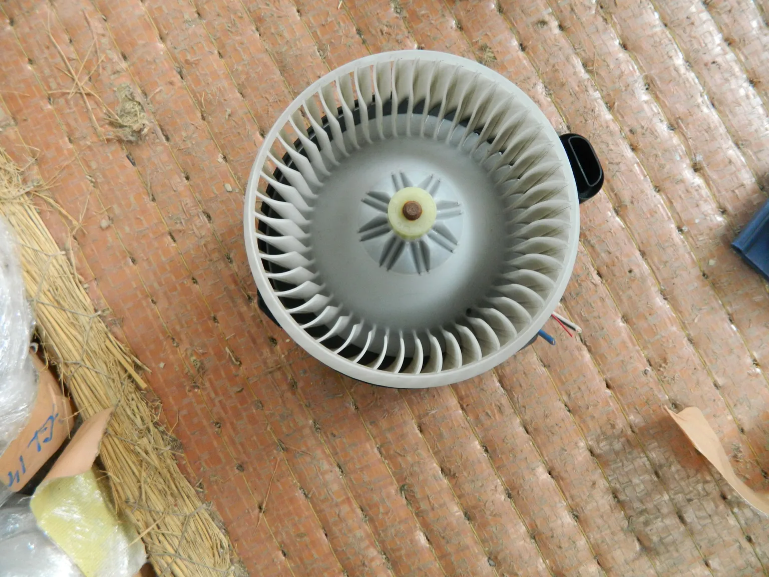 Мотор печки MAZDA AXELA BL5FW (Контрактный) 26027000017