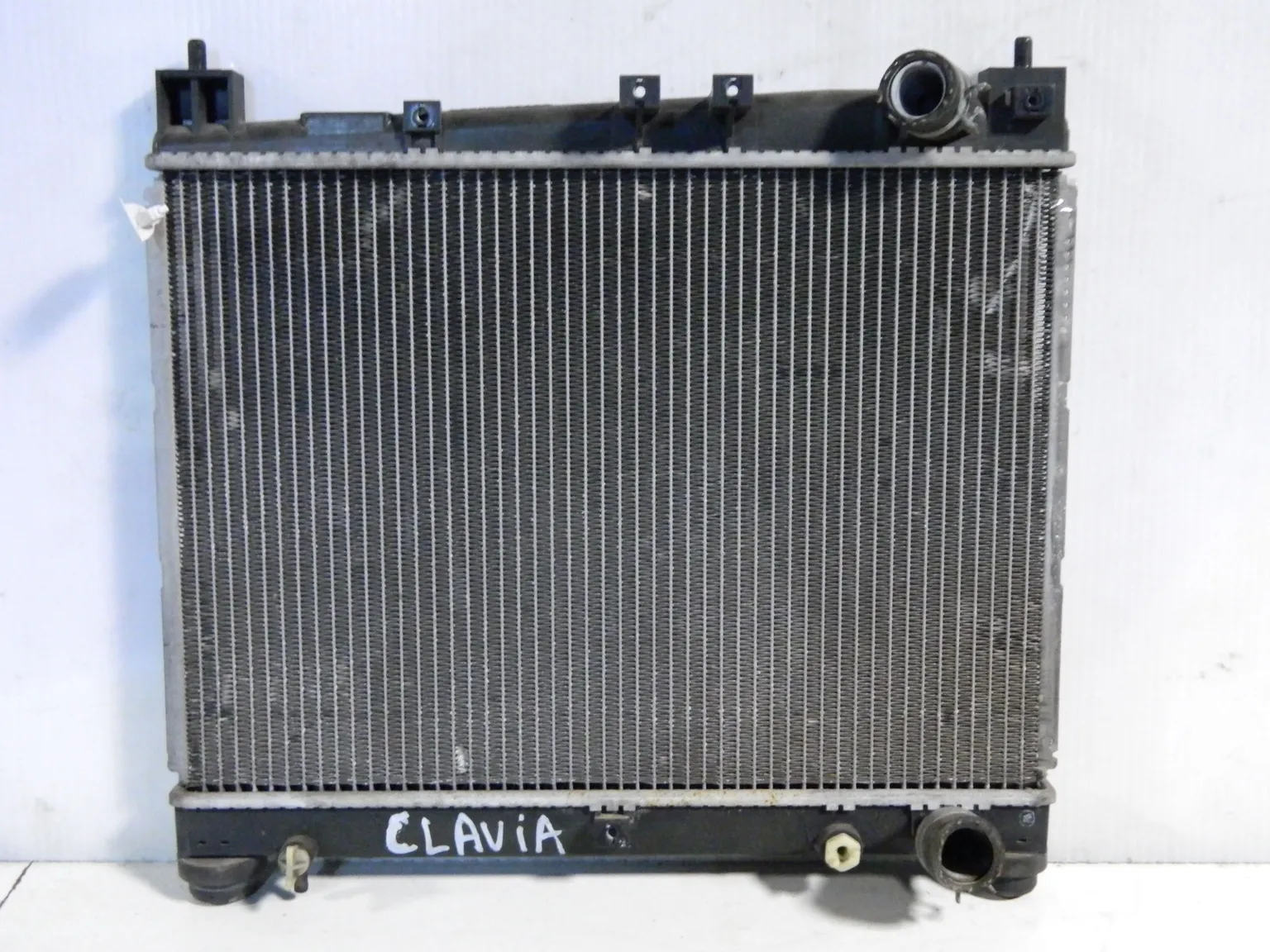 Радиатор ДВС TOYOTA VITZ SCP10 (Контрактный) 69586111