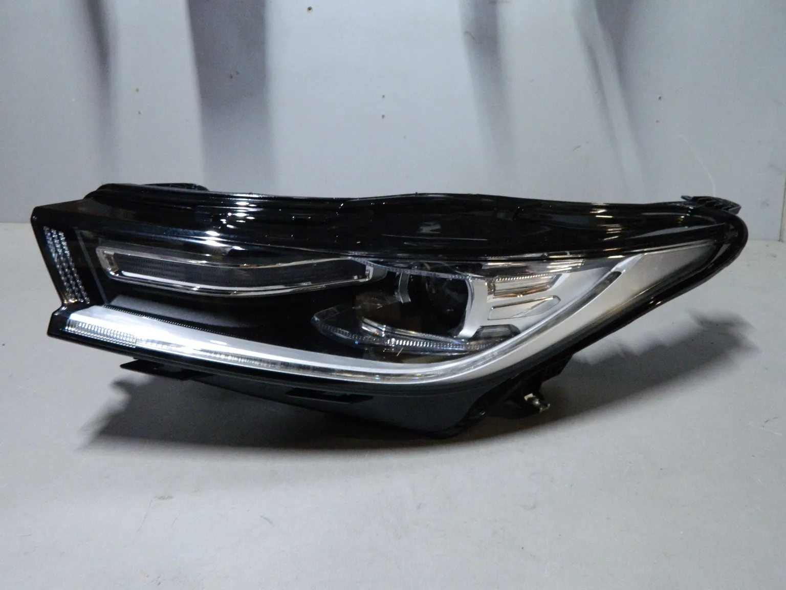 Фара JORDEN JH03TLX21001L LED LH EXCEED TLX 2021-