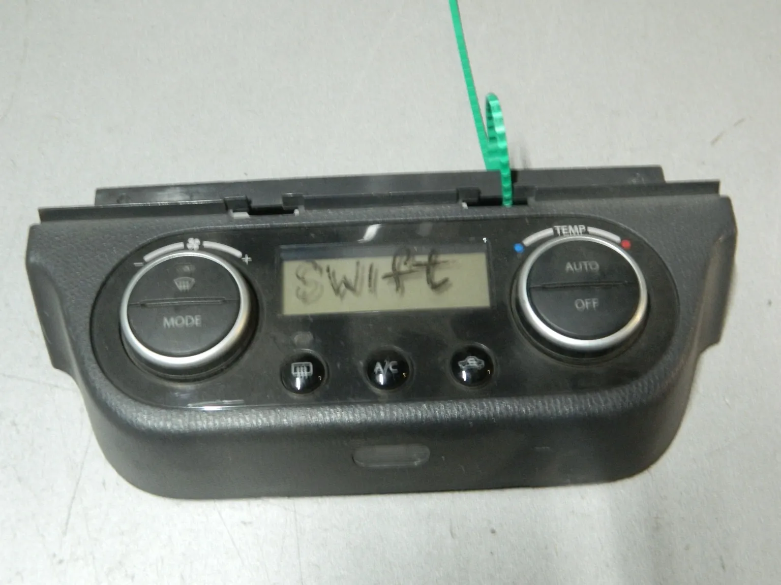 Блок управления климат-контролем SUZUKI SWIFT ZC11S (Контрактный) 81540539