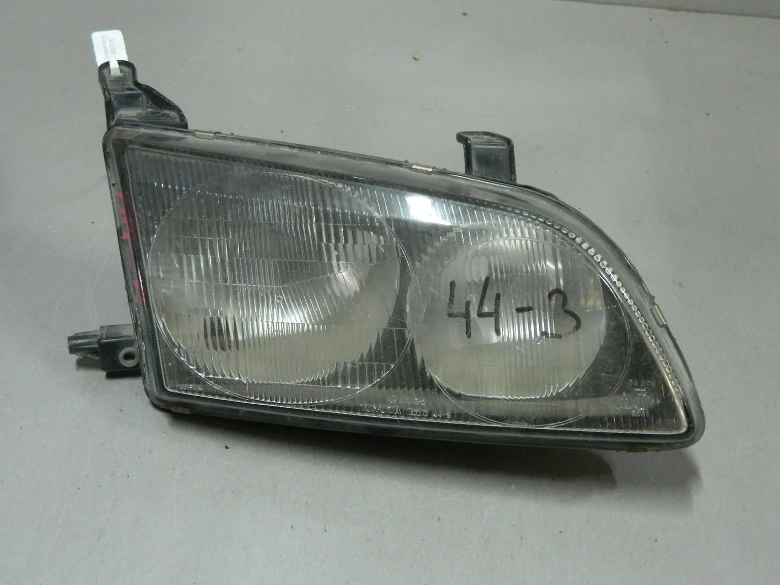 Фара TOYOTA IPSUM SXM10 Перед Прав 443 (Контрактный) 68000745