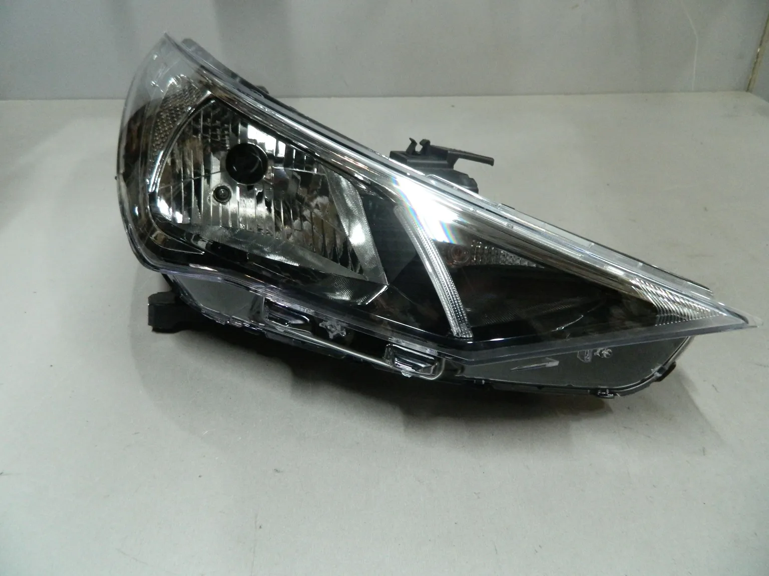 Фара JORDEN JH02ACT20001BR HYUNDAI SOLARIS II 2020- (галоген) Перед Прав 92102H5500