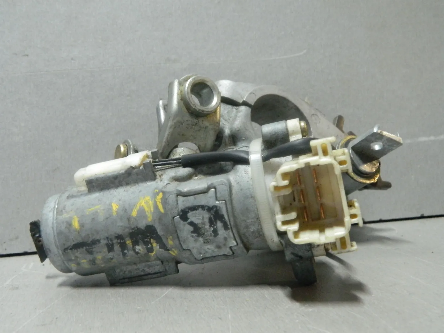 Замок зажигания TOYOTA PORTE NNP10 (Контрактный) 81532028