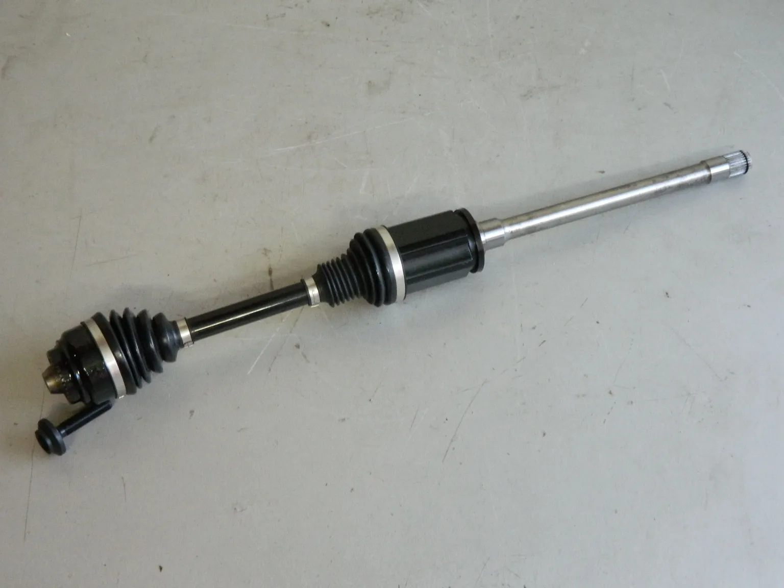 Привод GENERAL PARTS 31607606026 BMW 5-Series E60 E61 GRAN TURISMO F07 / 7-Series F01 F02 X1 Перед R