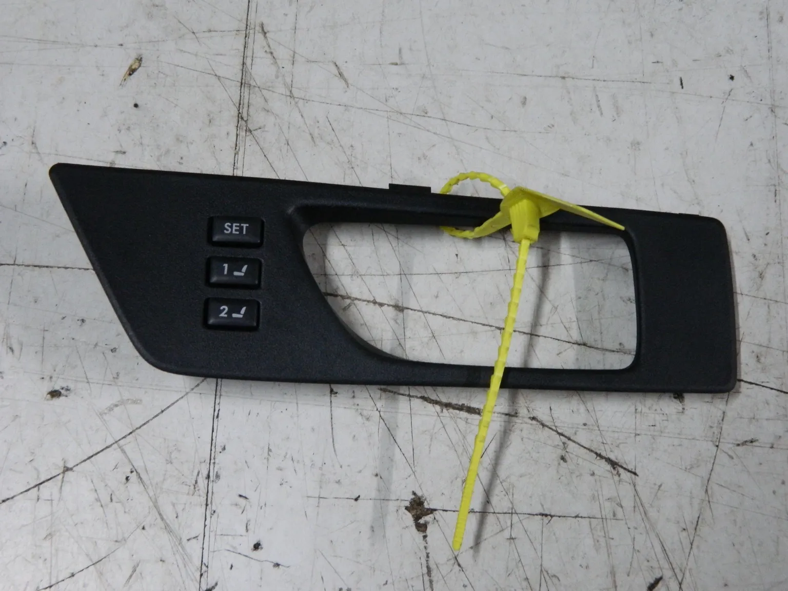 Кнопка памяти сидений SUBARU OUTBACK BR9 (Контрактный) 94603813