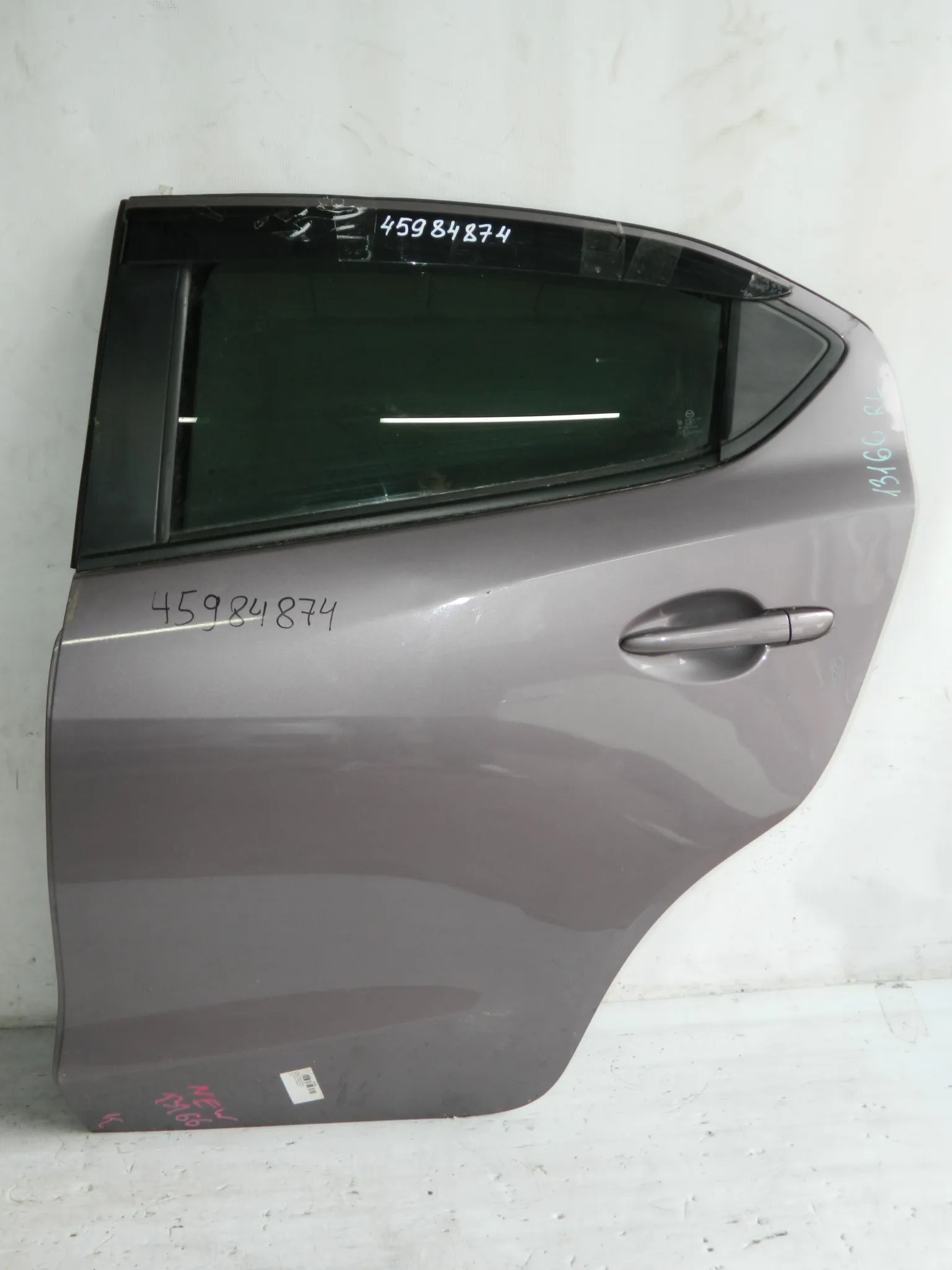 Дверь MAZDA DEMIO DJ3FS Зад Лев (Контрактный) 45984874