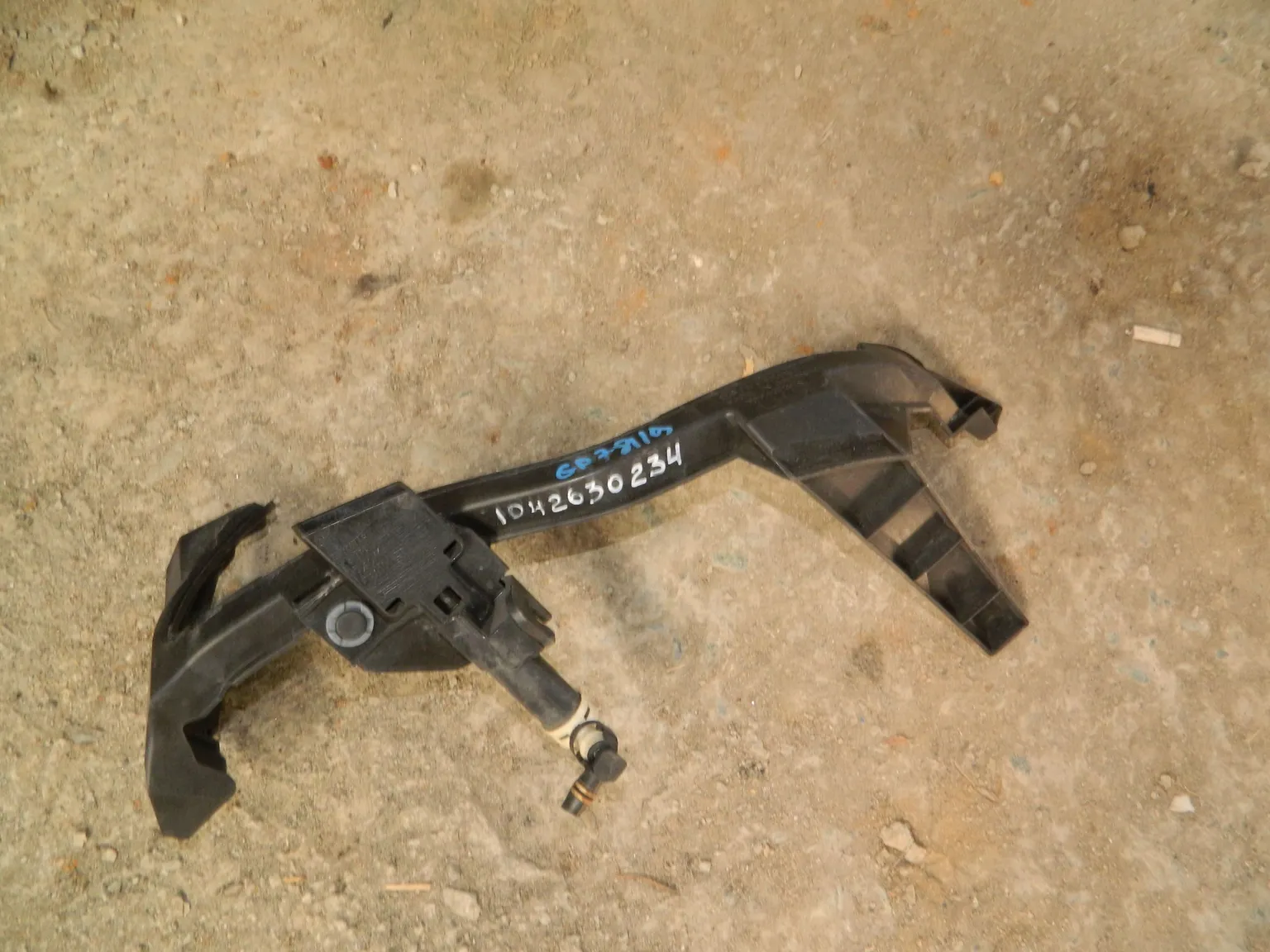 Омыватель фар SUBARU XV GP7 Перед Лев (Контрактный) 1042630234