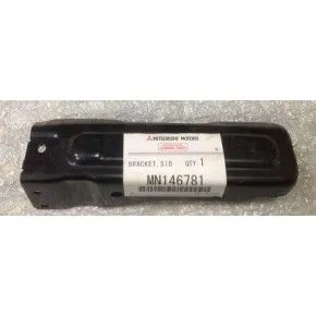 Кронштейн MITSUBISHI MN146781