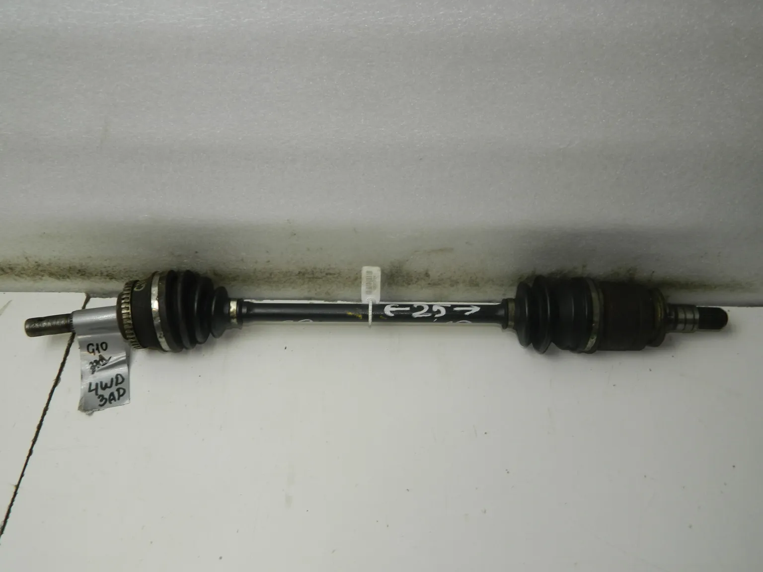 Привод NISSAN BLUEBIRD SYLPHY TG10 Зад Прав (Контрактный) 35015814