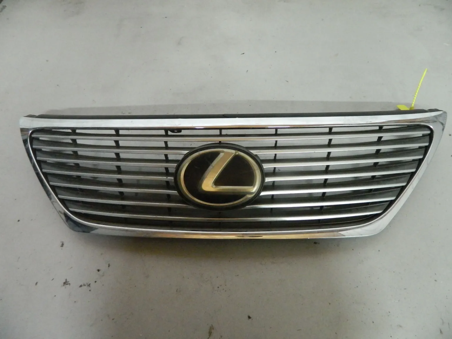 Решетка радиатора LEXUS LS460 USF40 (Контрактный) 94603741