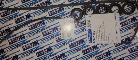 Прокладка клапанной крышки AJUSA 56029800