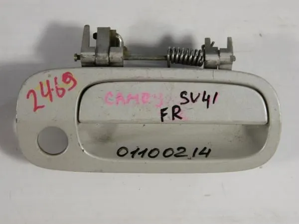 Ручка двери наружная TOYOTA CAMRY SV41 Перед Прав (Контрактный) 81528100