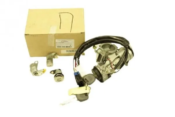 Замок зажигания HYUNDAI/KIA 0K2AK09010 (Комлект замков) 4шт с 2-мя ключами