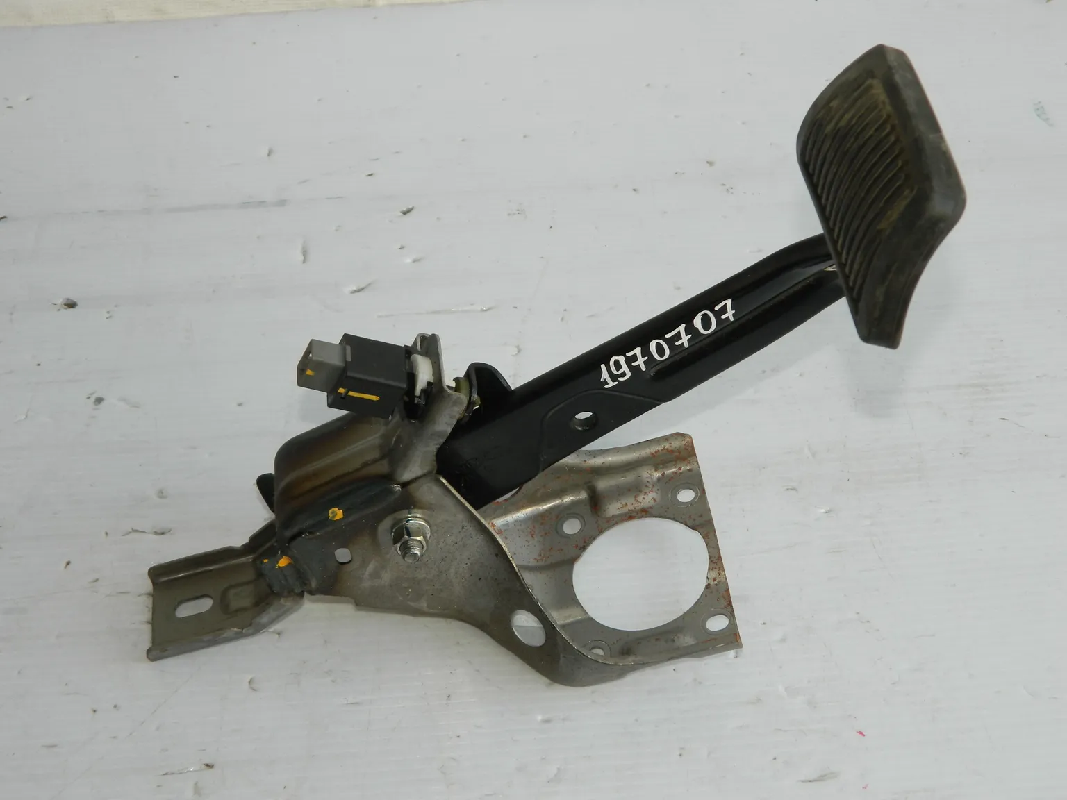 Педаль тормоза HYUNDAI SOLARIS HCR G4LC (Б/У)