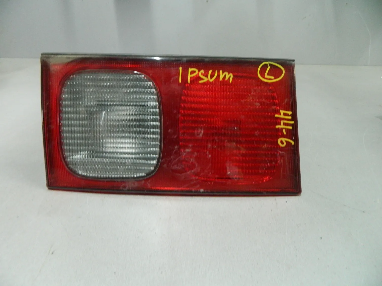 Фонарь TOYOTA IPSUM SXM10G Задн Лев 446 (Контрактный) 03344160