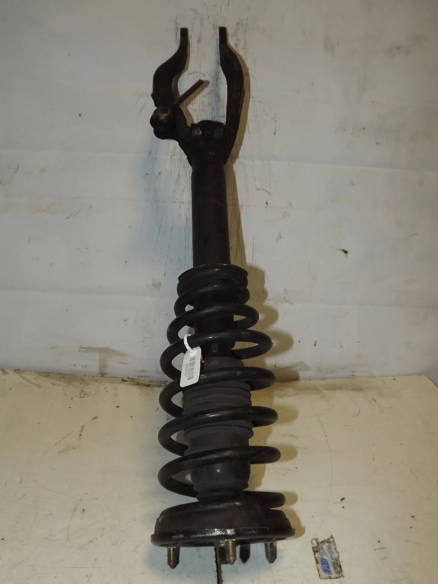 Стойка подвески MITSUBISHI GALANT EA1A Перед Прав (Контрактный) 35023507