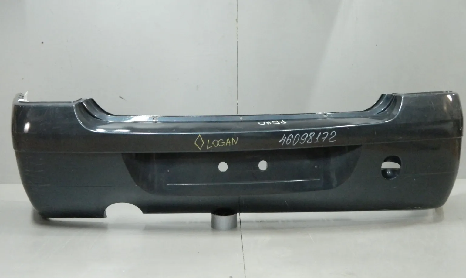 Бампер задний RENAULT LOGAN LS12 (Контрактный) 46098172