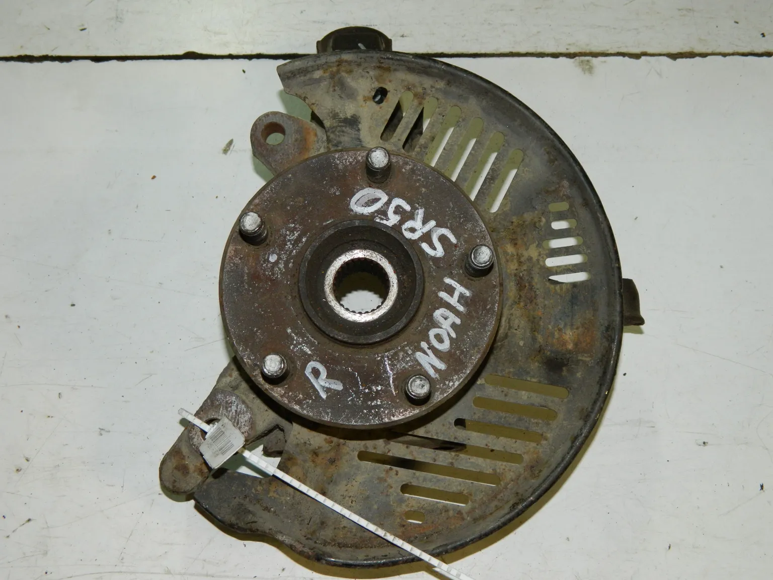 Ступица TOYOTA LITE ACE NOAH SR50 Перед Прав (Контрактный) 45976378