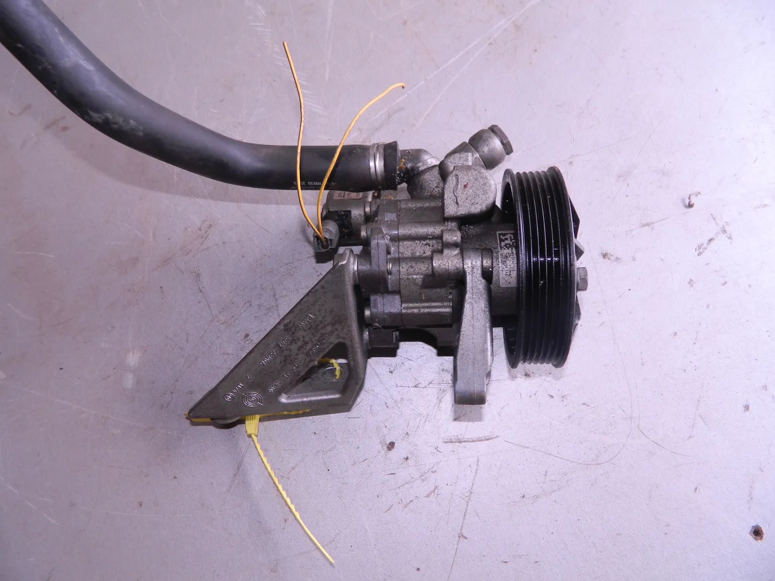 Гидроусилитель руля BMW 5-Series E60 (Контрактный) 94599919