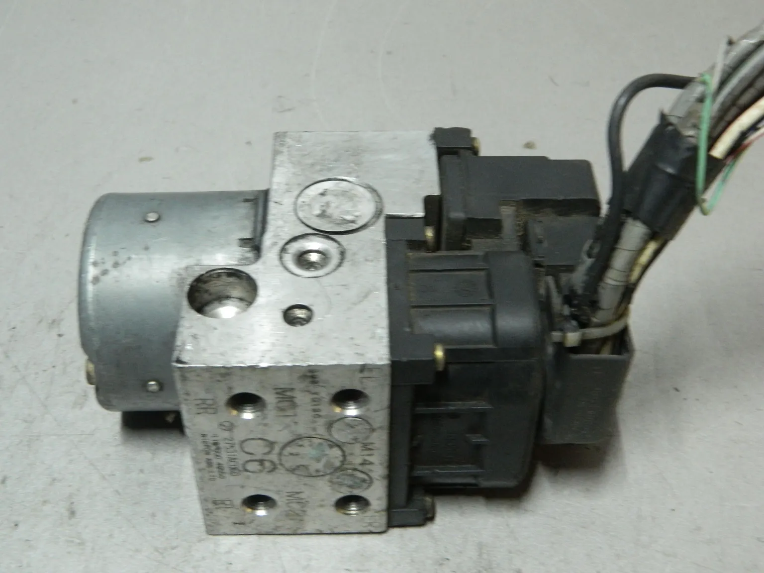 Блок ABS SUBARU LEGACY BH5 (Контрактный) 81532759