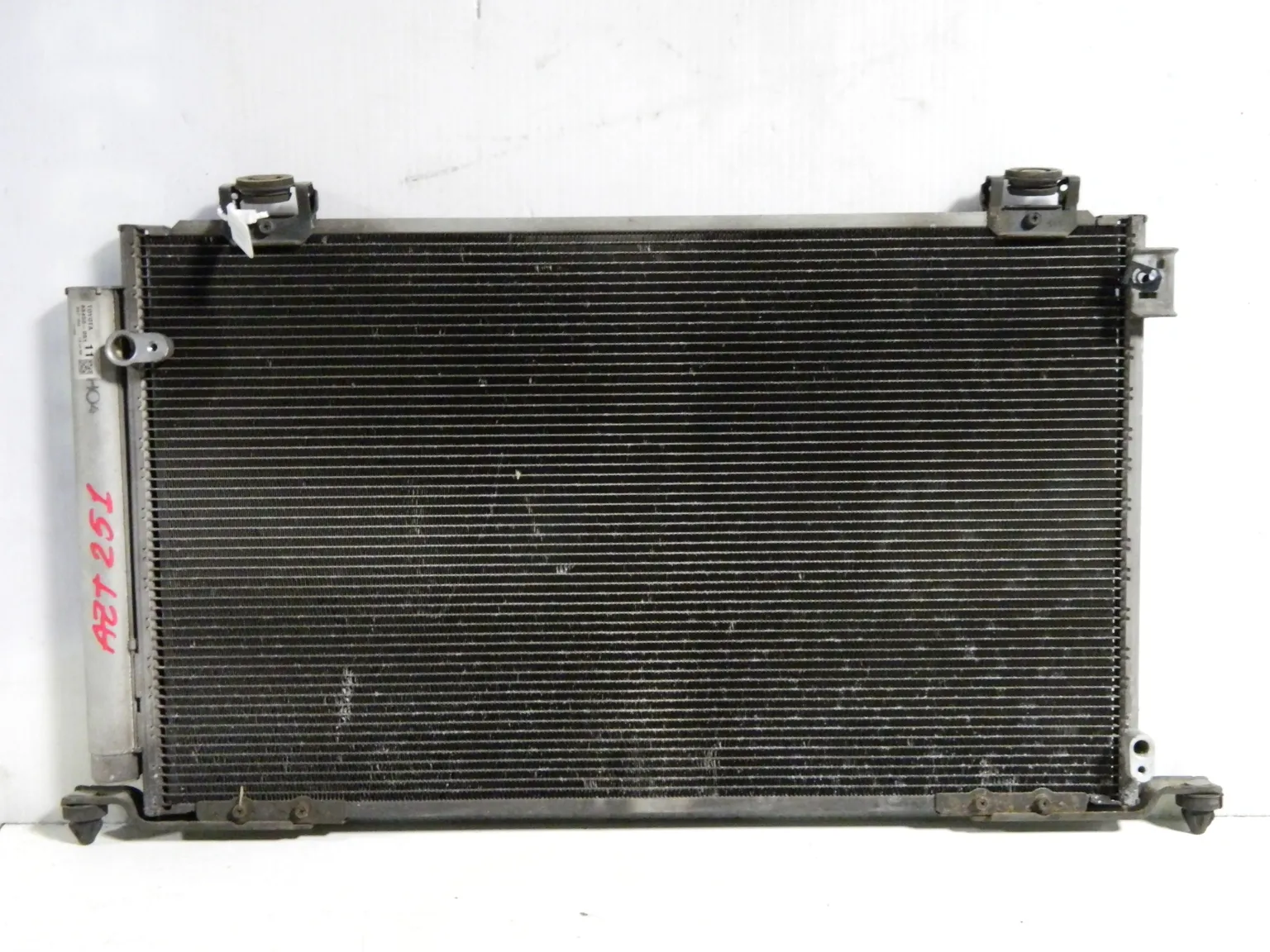 Радиатор кондиционера TOYOTA AVENSIS AZT251 (Контрактный) 69586456