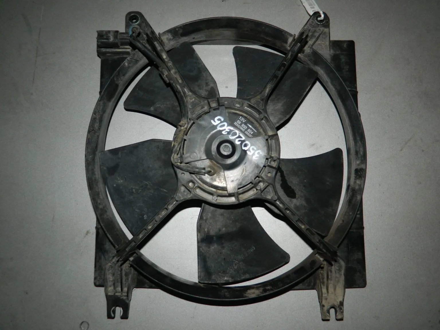 Диффузор радиатора CHEVROLET LACETTI J200 F16D3 (Б/У) 35020305