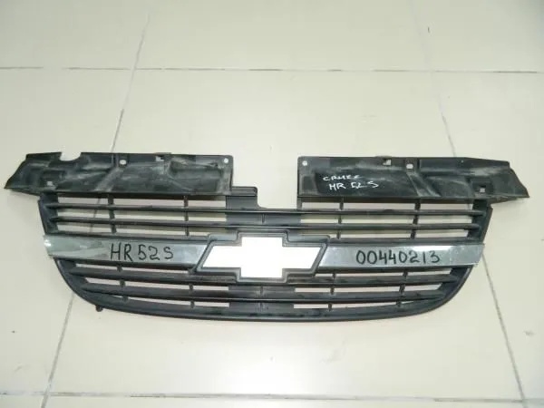 Решетка радиатора CHEVROLET Cruze HR52S (Контрактный) 79773294