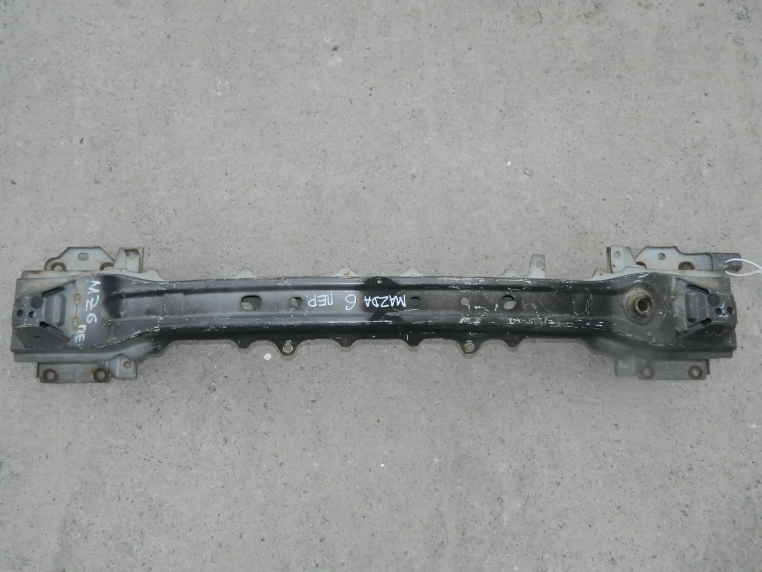 Усилитель бампера MAZDA 6 GH Перед (Контрактный) 35021664