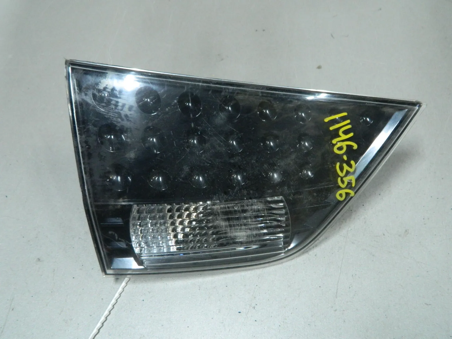 Фонарь MITSUBISHI OUTLANDER CW5W Зад Лев (Контрактный) 68000310