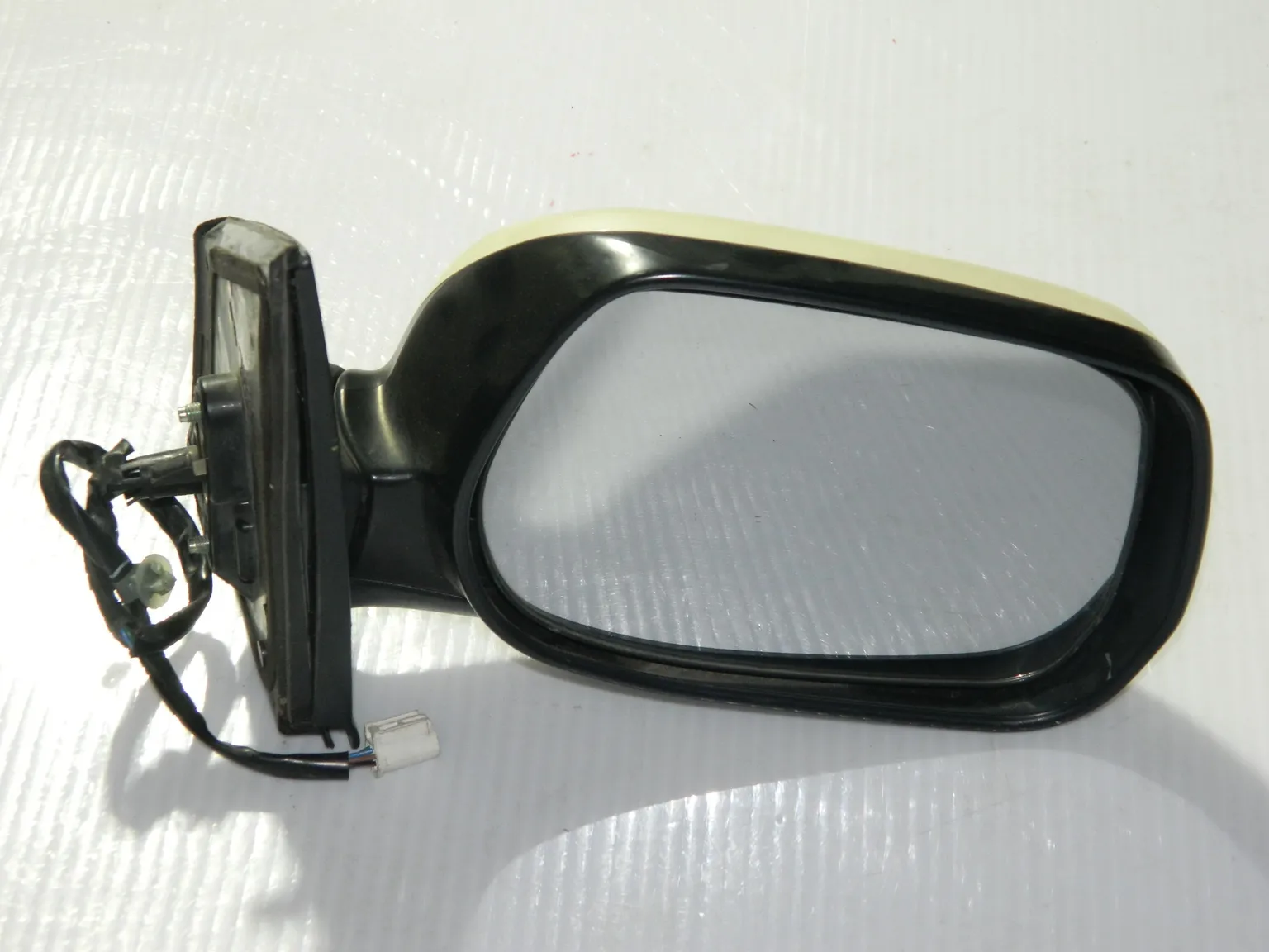 Зеркало TOYOTA RAUM 20 Перед. Прав (Контрактный) 170228