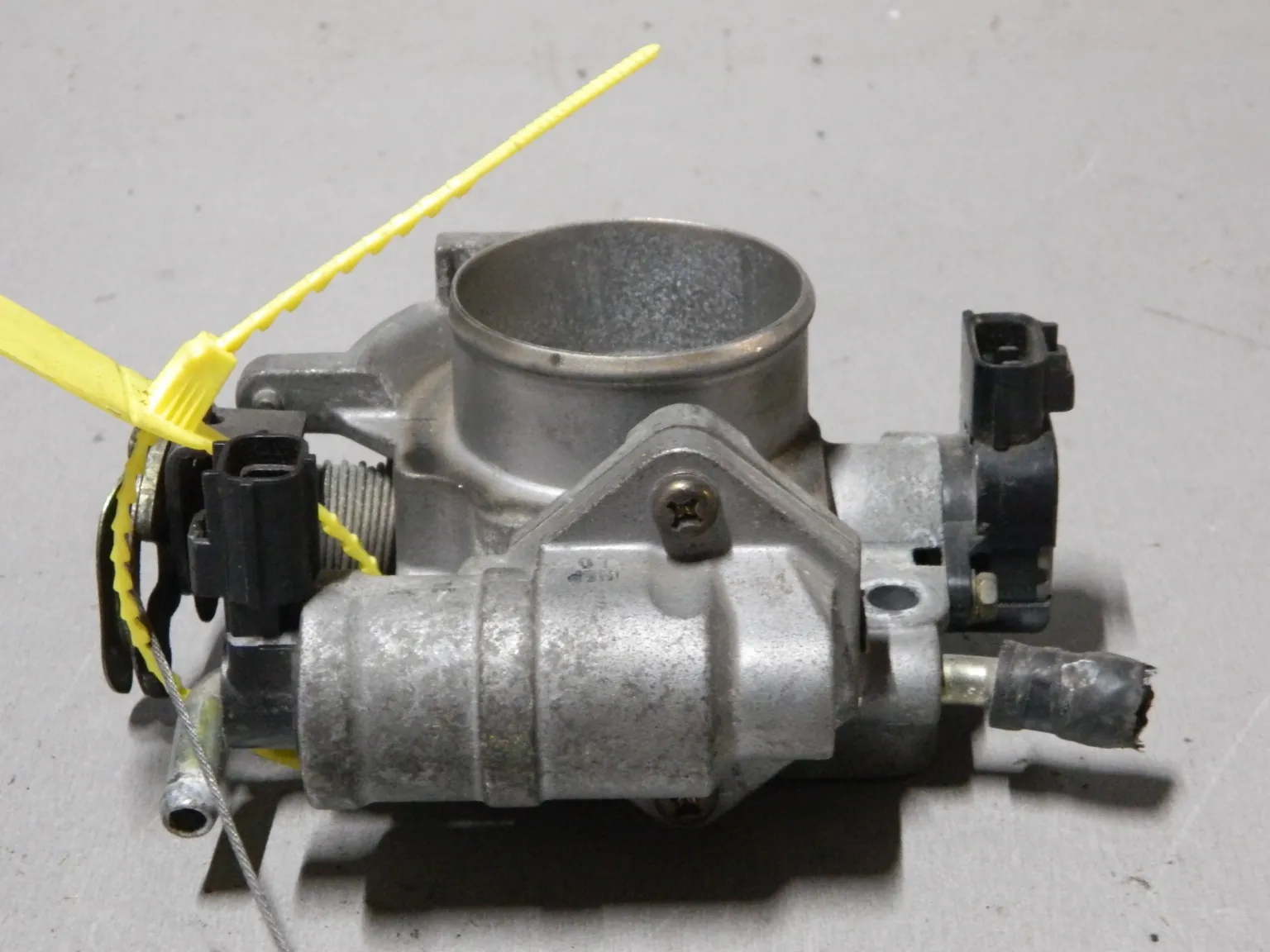 Дроссельная заслонка MAZDA ZY (Контрактный) 79780626