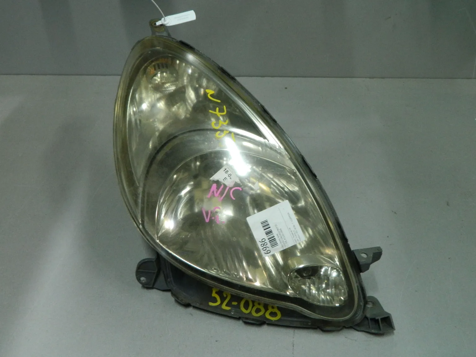 Фара TOYOTA FUNCARGO NCP20 Перед Прав 52088 (Контрактный) 03344540