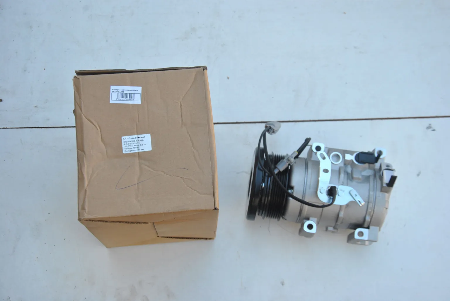 Компрессор кондиционера GENERAL PARTS 883206A320 TOYOTA LAND CRUISER, LEXUS LX570/LX450d, 1URFE