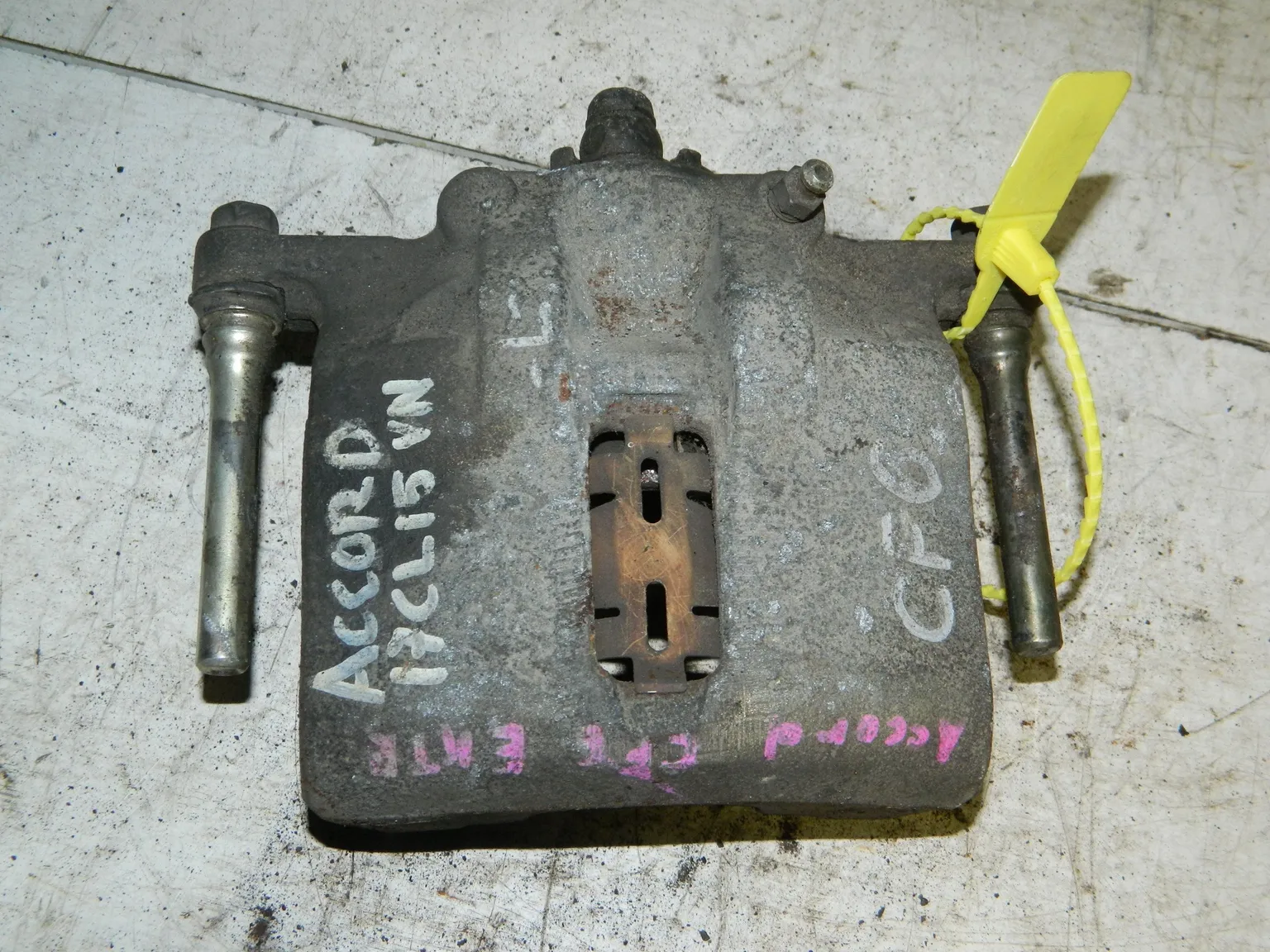 Суппорт HONDA Accord CF6 Перед Лев (Контрактный) 79773149