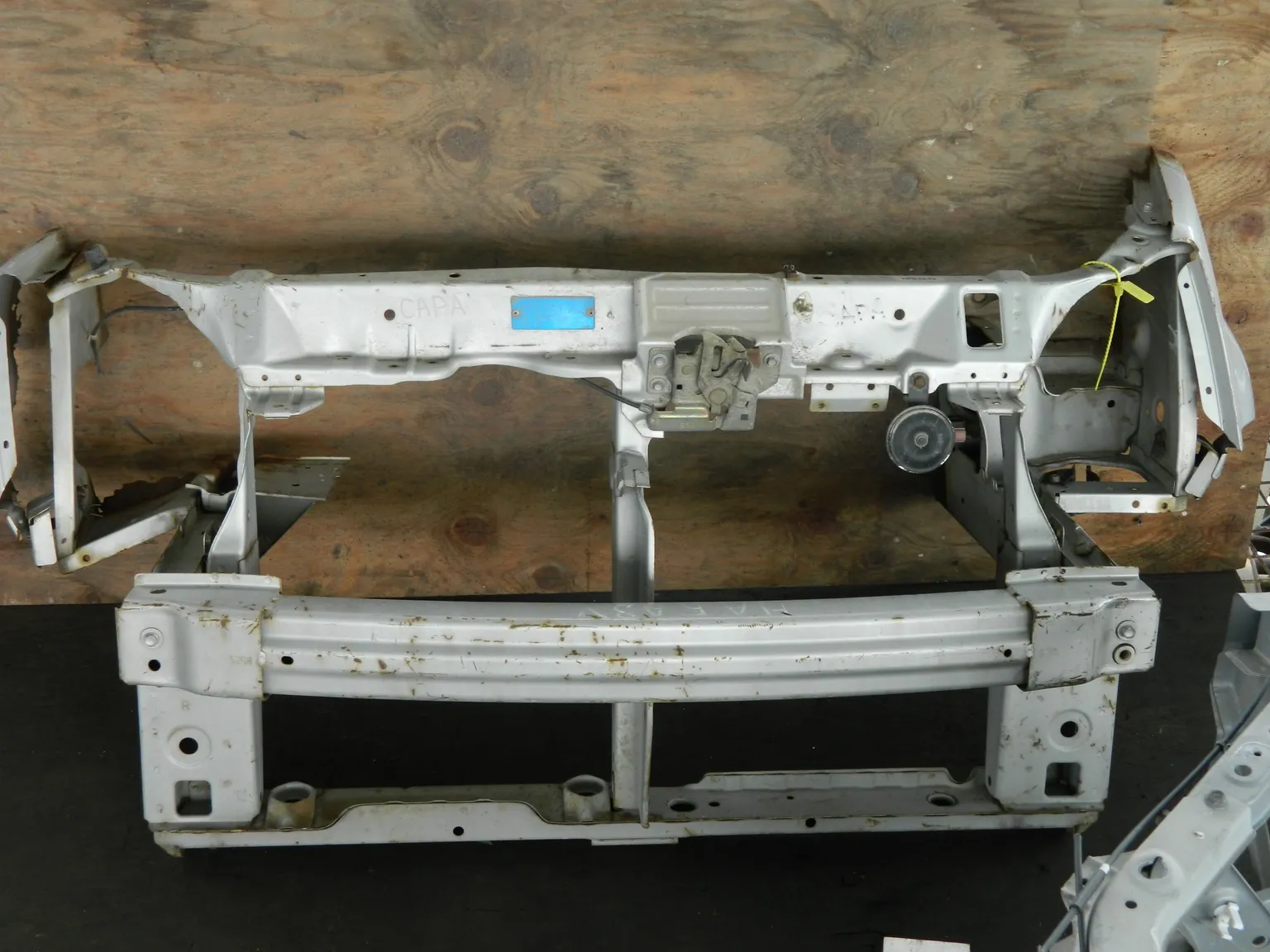 Рамка радиатора HONDA CAPA GA4 (Контрактный) 94584289