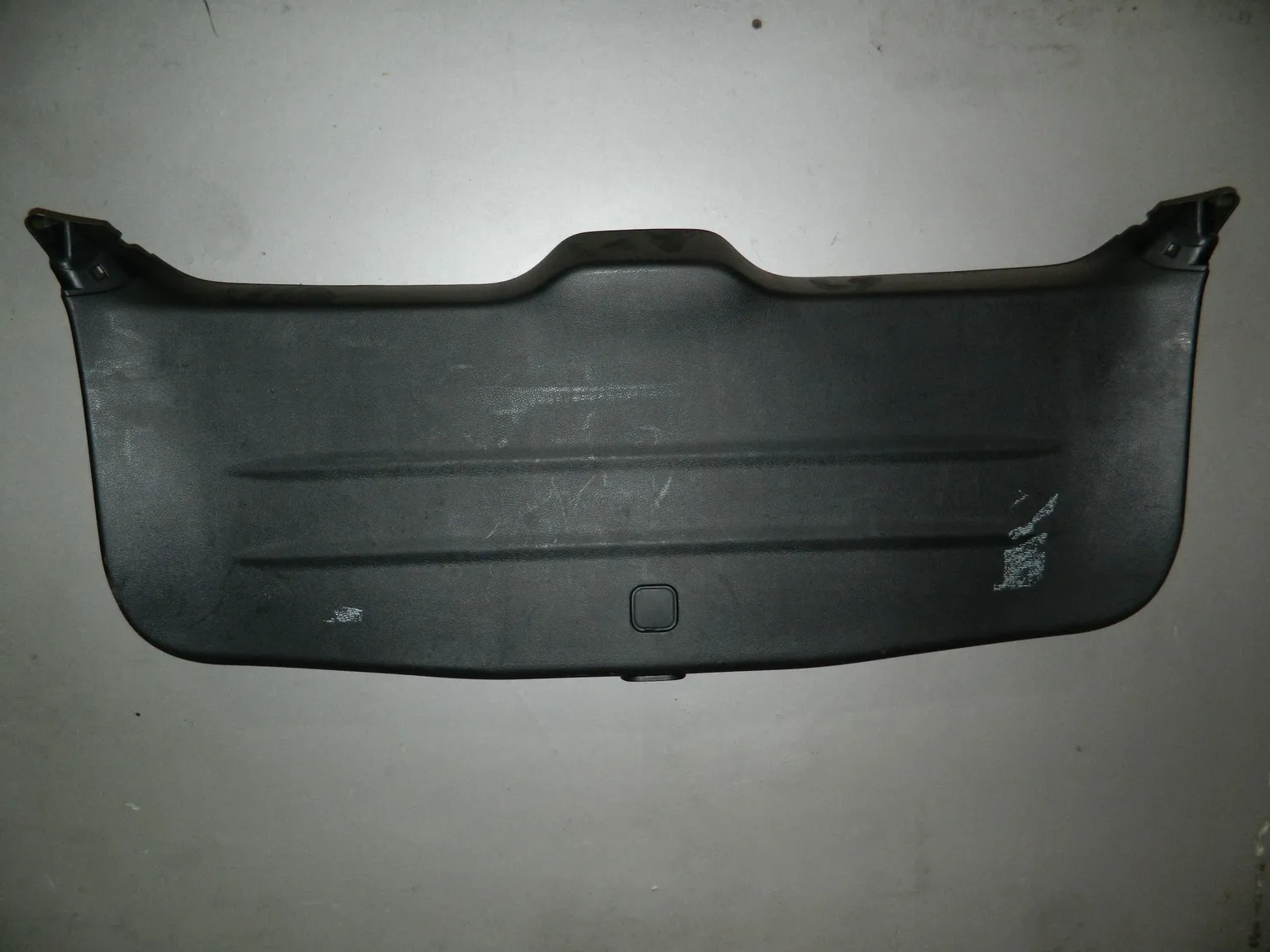 Обшивка крышки багажника SUBARU FORESTER SHJ (Контрактный) 27117000054