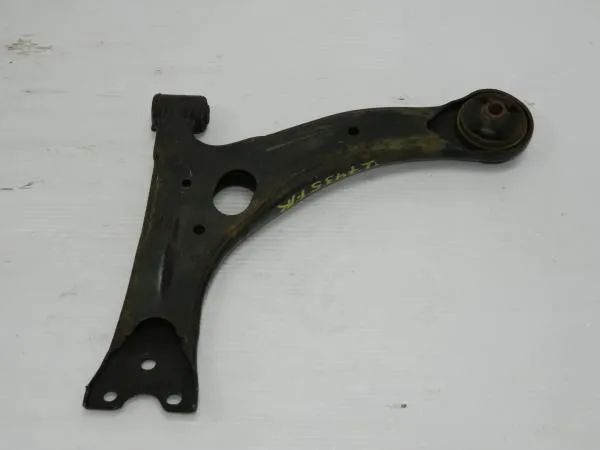 Рычаг TOYOTA Prius NHW20 1NZ (Контрактный) передний левый