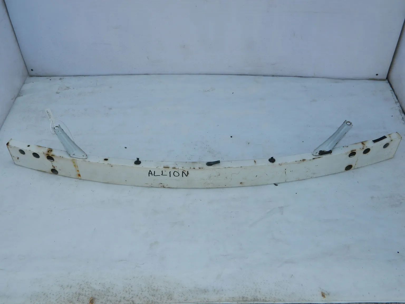 Усилитель бампера TOYOTA ALLION ZZT245 (Контрактный)