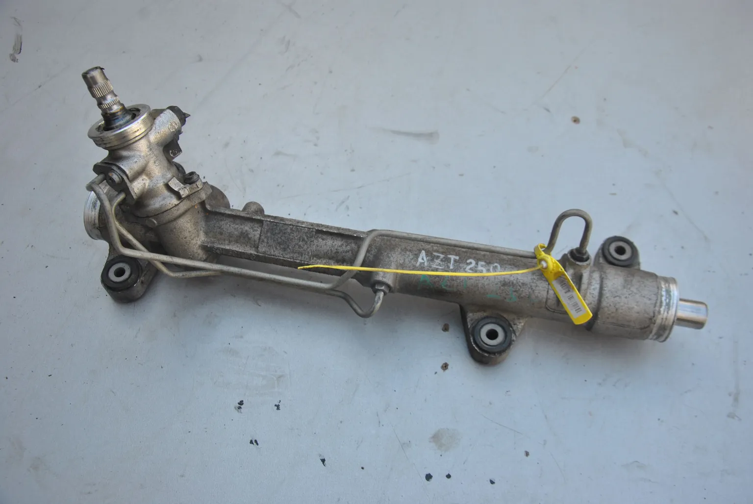 Рейка рулевая TOYOTA AVENSIS AZT250 (Контрактный) 40951409 4425005080