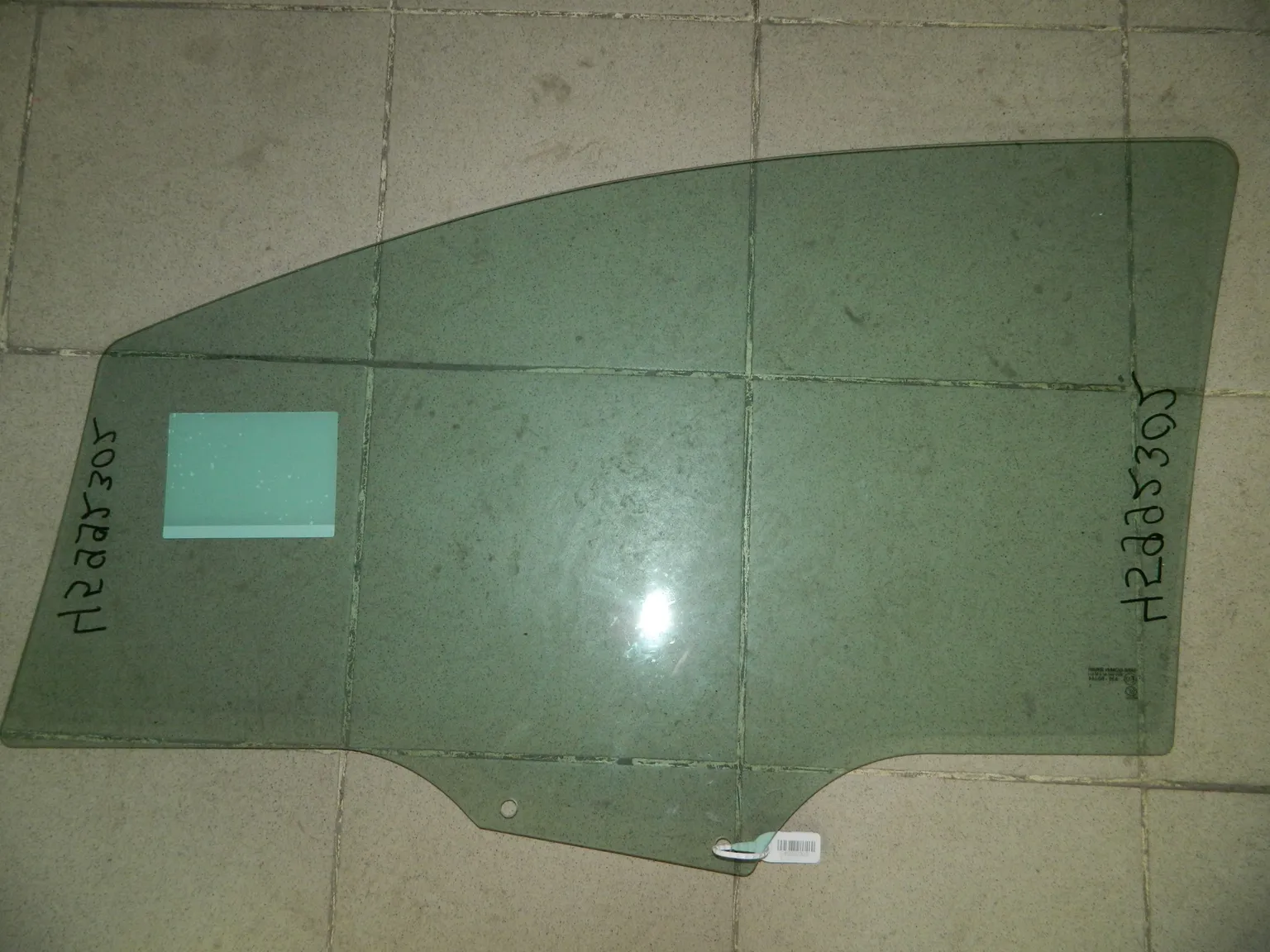 Стекло двери SEKURIT 6542RGSH3FD PEUGEOT 307 Перед Прав 45992302