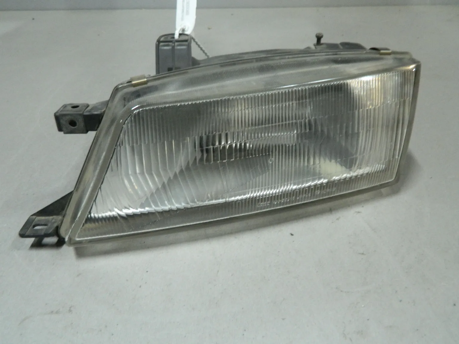 Фара SUZUKI CULTUS GB31S Перед Лев (Контрактный) 68000675