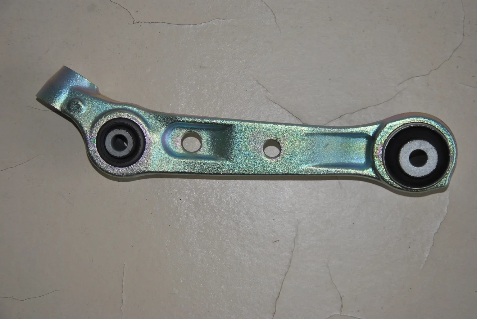 Рычаг GENERAL PARTS 31126777740 BMW 7 F01/F02 2008-2015, BMW 7 F04 2010-2015 Перед. Прав. Низ