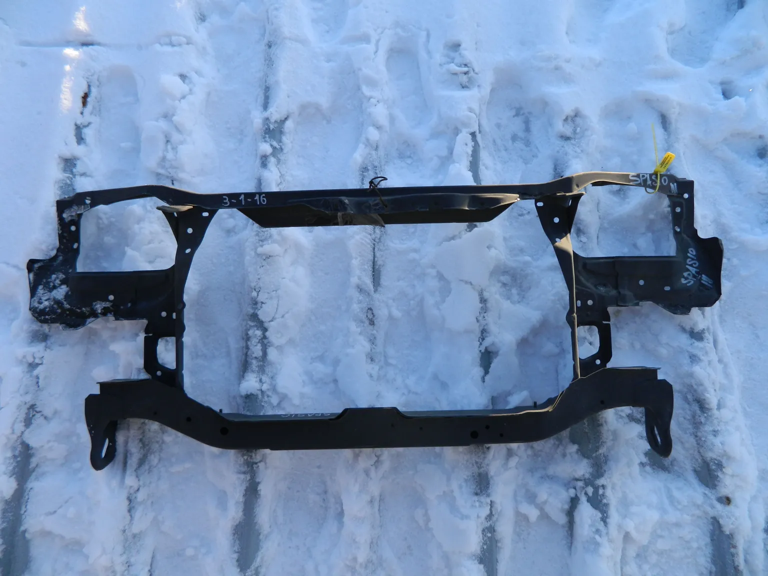 Рамка радиатора TOYOTA COROLLA SPACIO AE111 (Новый) 79780918 5320113020