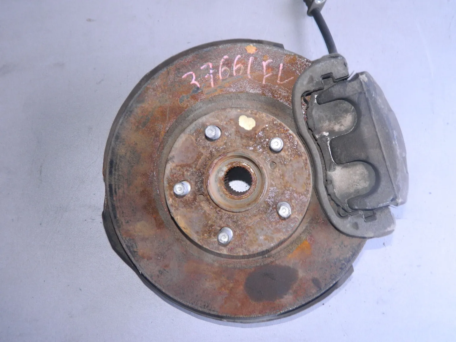 Ступица SUBARU FORESTER SH5 Перед Лев (Контрактный) 79591416