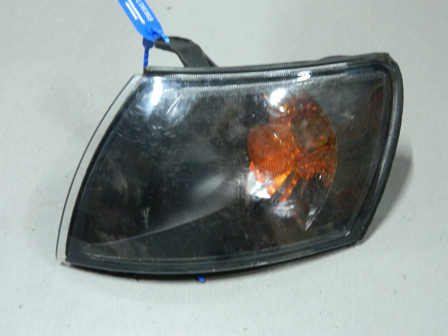 Габарит TOYOTA COROLLA EE104 Перед Лев (Контрактный) 69838174