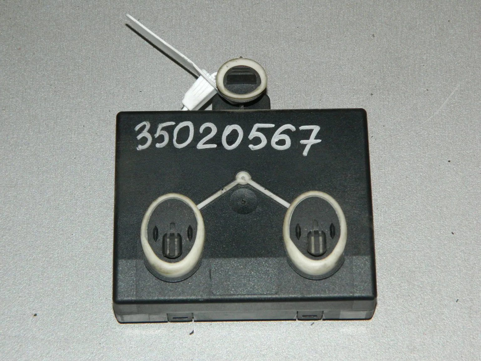 Блок управления дверьми AUDI Q7 4L Зад Лев (Контрактный) 35020567 4L0959795B