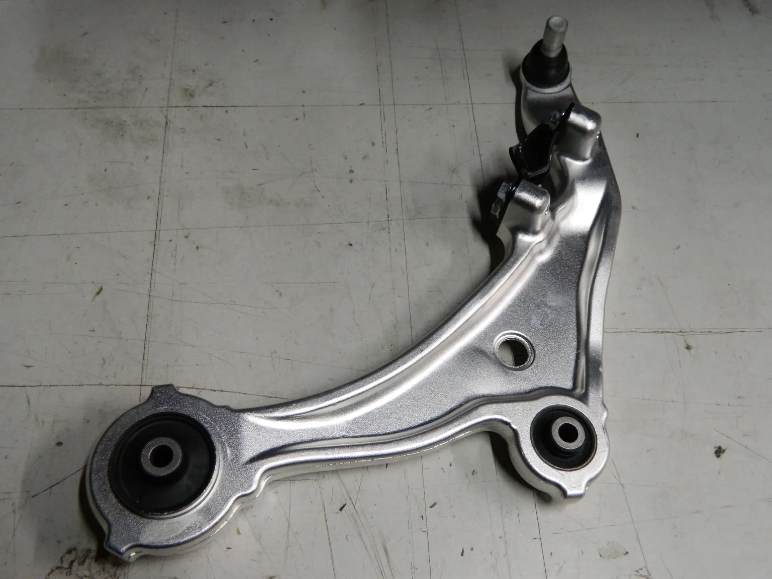 Рычаг GENERAL PARTS 545011AA1A NISSAN MURANO Z51 08-14 Перед Лев