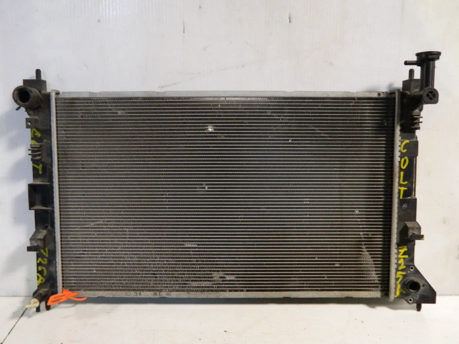 Радиатор ДВС MITSUBISHI COLT Z25A (Контрактный) 65243439