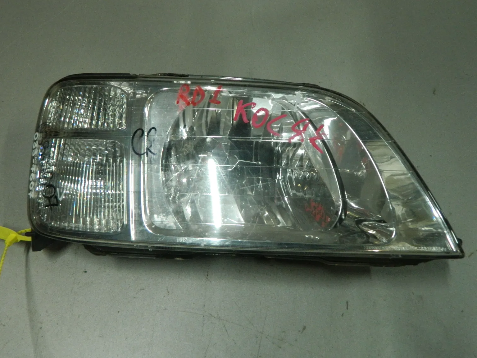 Фара HONDA CR-V RD1 Перед Прав (Контрактный) 64492867
